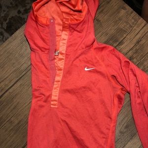 Nike jogging pullover